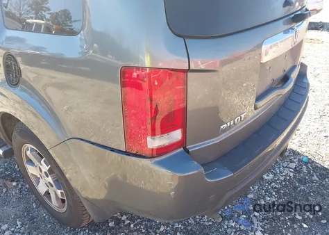 2009 Honda Pilot Touring z USA, uszkodzony, nr VIN 5FNYF48989B020930